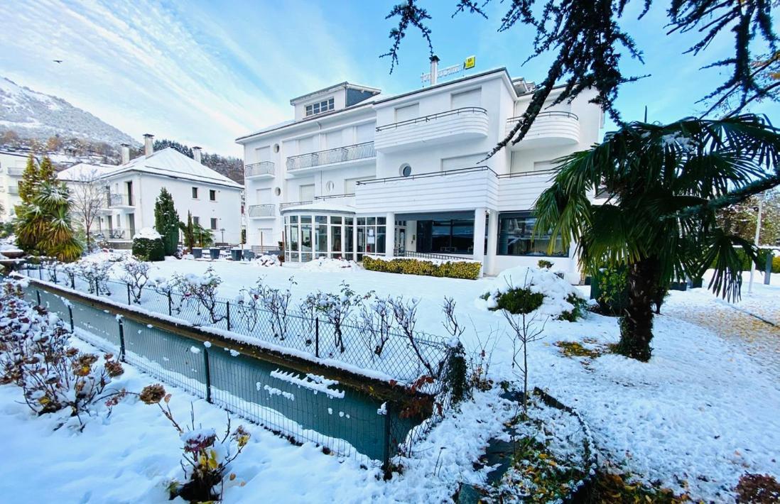 Logis Hotel Le Miramont Argelès-Gazost Dış mekan fotoğraf