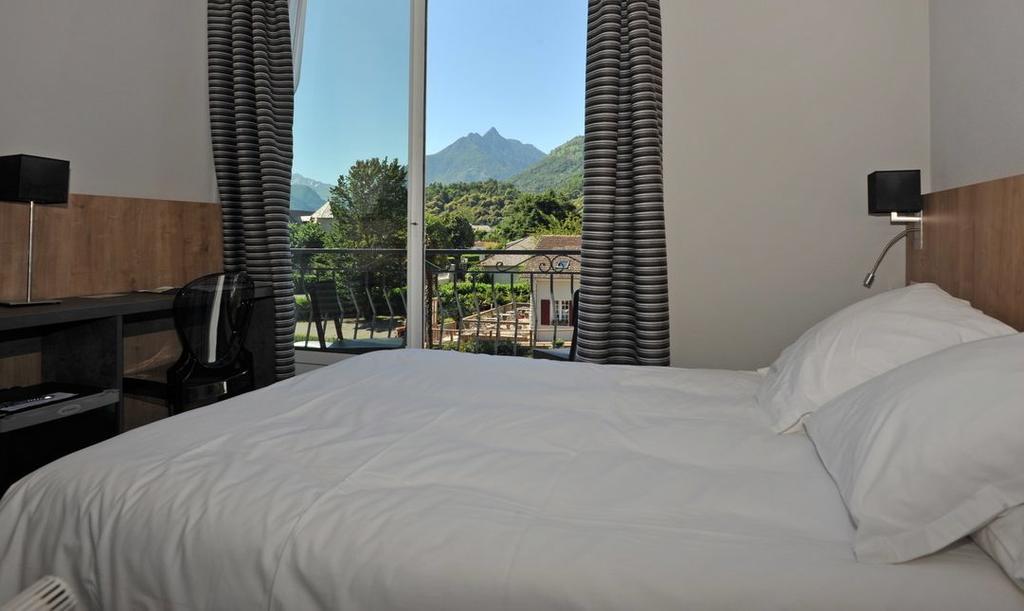 Logis Hotel Le Miramont Argelès-Gazost Dış mekan fotoğraf