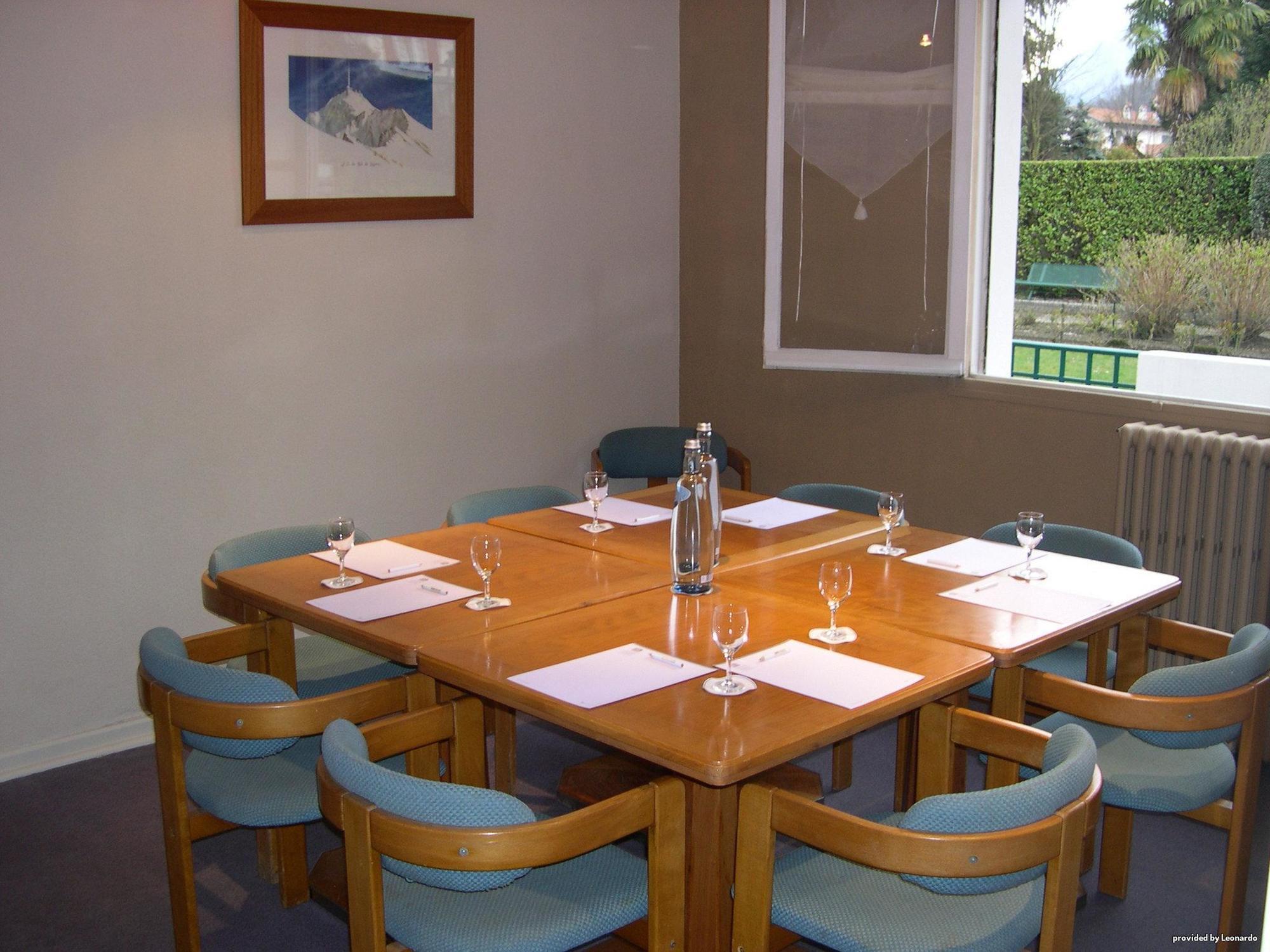 Logis Hotel Le Miramont Argelès-Gazost Restoran fotoğraf