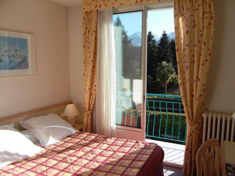 Logis Hotel Le Miramont Argelès-Gazost Oda fotoğraf